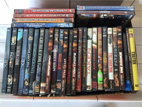 Lot of 32 DVD movies untested