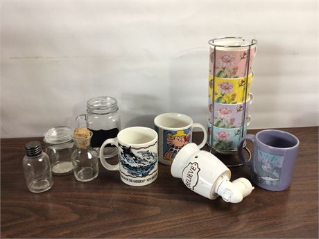 Lot of mugs and plug in scent warmer
